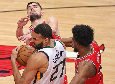  戈贝尔盖帽盛宴森林狼力克爵士