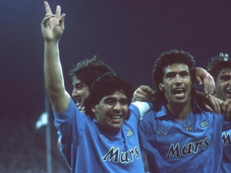  传奇球衣荣耀退役，历史时刻铭刻永恒记忆