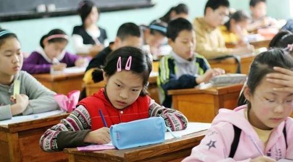  儿童网球启蒙课程爆满，家长重视早期体能开发